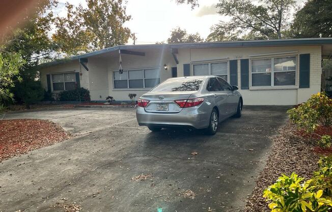 1800 Sharondale Dr.