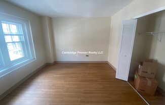4 University Rd