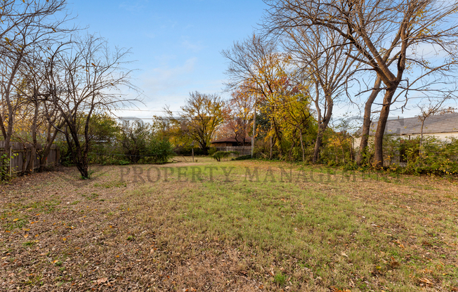 711 N WESTRIDGE DR