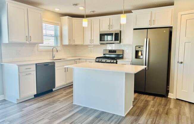 1133 MIDDLEFIELD RD