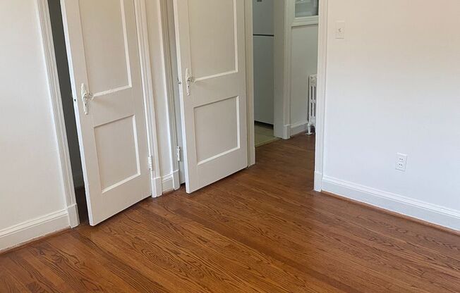 2 beds, 1 bath, 755 sqft, $1,895, Unit 416 #3