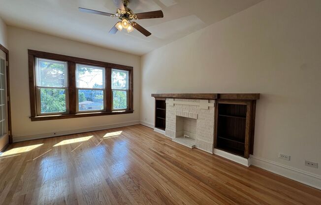 1535 W. Addison