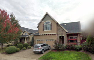 Gorgous 4 BD* 3 BA* Single Family Home Located In Quiet Beaverton Neighborhood**Located Conveniently to MAX, Shopping & High Tech Corridor**