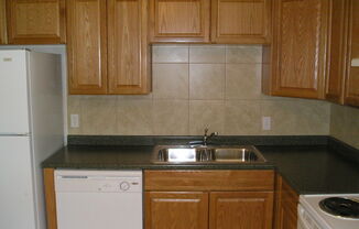 2 beds, 1.5 baths, $1,895, Unit Denver County