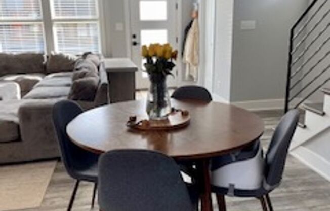 2 beds, 2.5 baths, $1,950, Unit 101-7