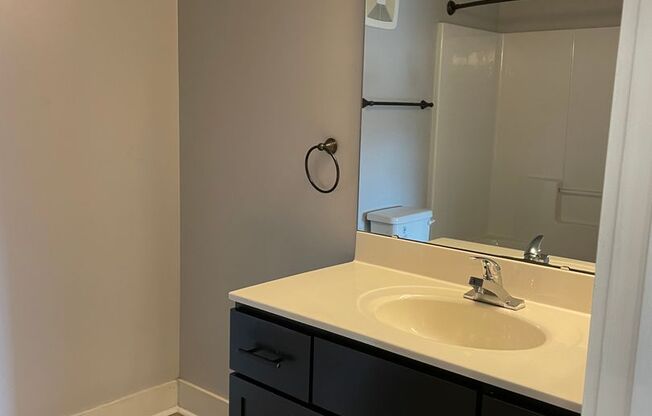 Studio, 1 bath, 510 sqft, $1,225, Unit 201