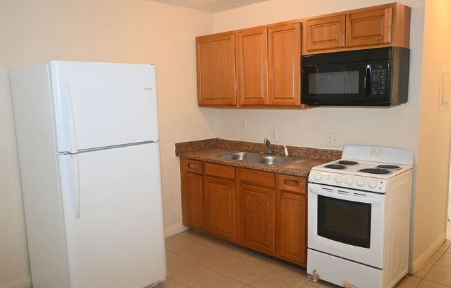 1 Bed Apartment - 3021  E Carey Ave - NO PETS