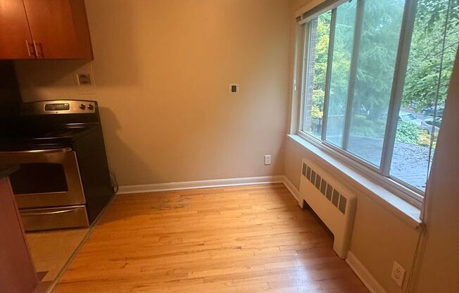 1 bed, 1 bath, 607 sqft, $1,795, Unit 315