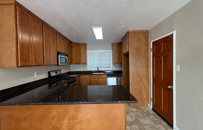 2 beds, 1 bath, $2,650, Unit T16197