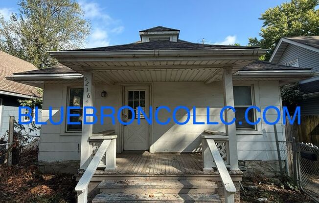 Beautiful house in Kansas City with a lot of character, come see it!