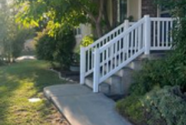 1982 W 2025 S Syracuse UT 84075