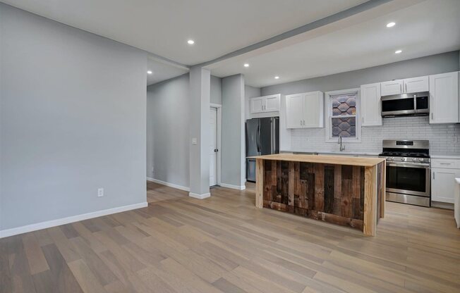 317 4 ST