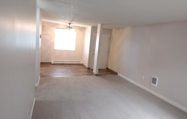 1 bed, 1 bath, 592 sqft, $1,350, Unit 004