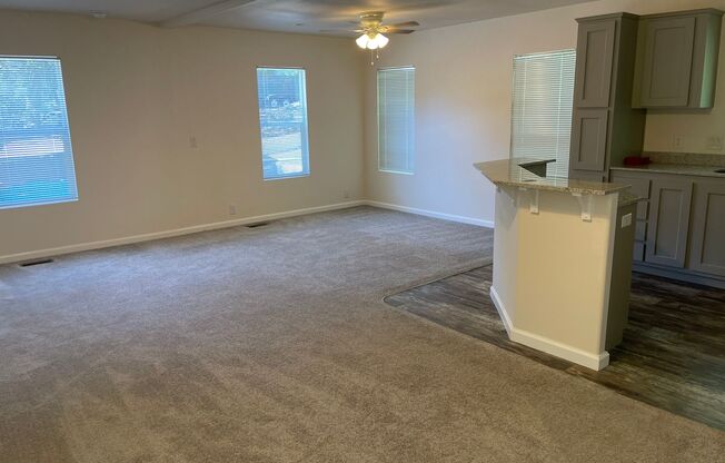 2 beds, 2 baths, 1,022 sqft, $2,350, Unit 8215 Coromar Ave.