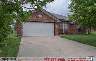 3 beds, 2 baths, $1,525