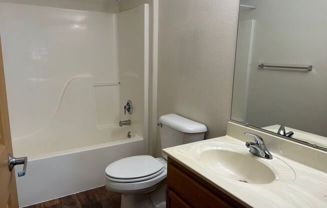 2 beds, 2 baths, 1,198 sqft, $1,925, Unit 3313