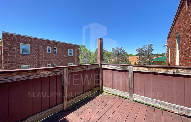 2 beds, 1 bath, 630 sqft, $1,005, Unit 104-08