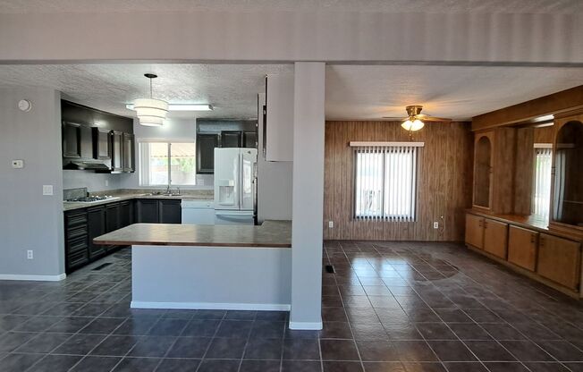 Four Bedroom Available for Immediate Move-In!!!