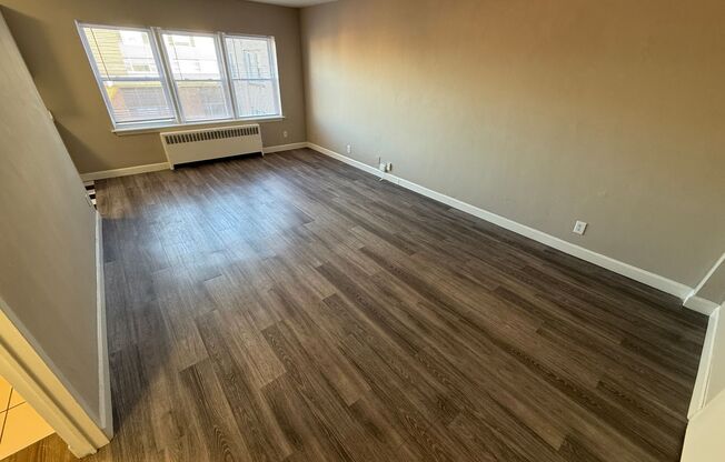 Studio, 1 bath, 400 sqft, $895, Unit #412