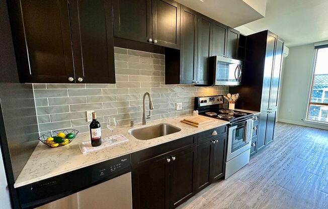 1 bed, 1 bath, 552 sqft, $2,225, Unit Unit 708