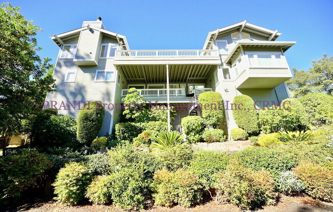 32 MARIN BAY PARK CT