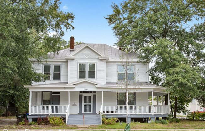 2301 Harwood St. Unit B