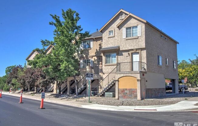 Spacious Reno Townhome