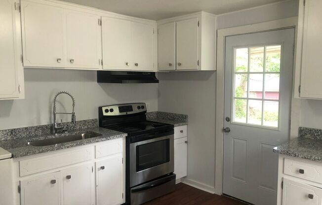 Beautiful Remolded Home Near Downtown Spartanburg