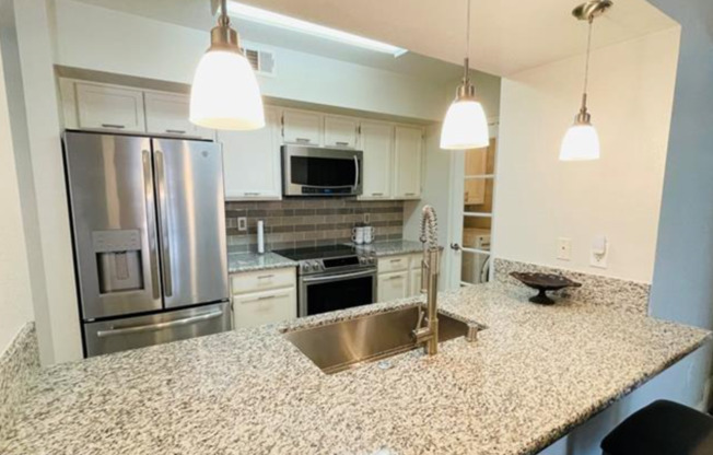 1 bed, 1 bath, $1,295, Unit # 2008