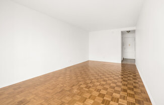 Studio, 1 bath, 400 sqft, $3,400, Unit 20BB