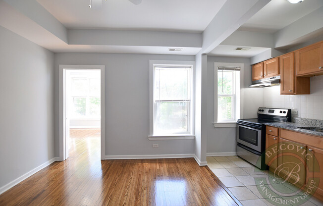 3 beds, 1 bath, 632 sqft, $2,350, Unit 1456-208