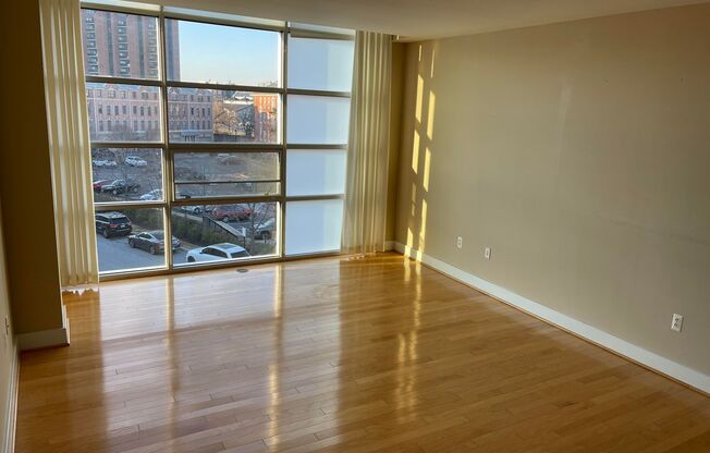 Luxury Condo on the Waterfront, with dedicated garage parking!