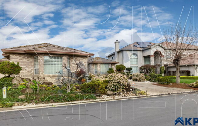 3453 LAKEMIST CIR