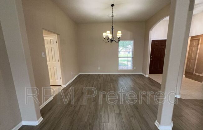 2407 DANESWOOD CT