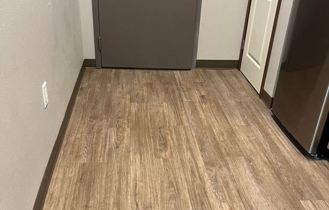 Studio, 1 bath, 416 sqft, $1,225, Unit 102