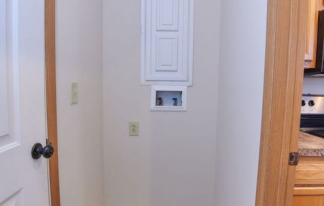 2 beds, 2.5 baths, 1,110 sqft, $1,405, Unit 2103