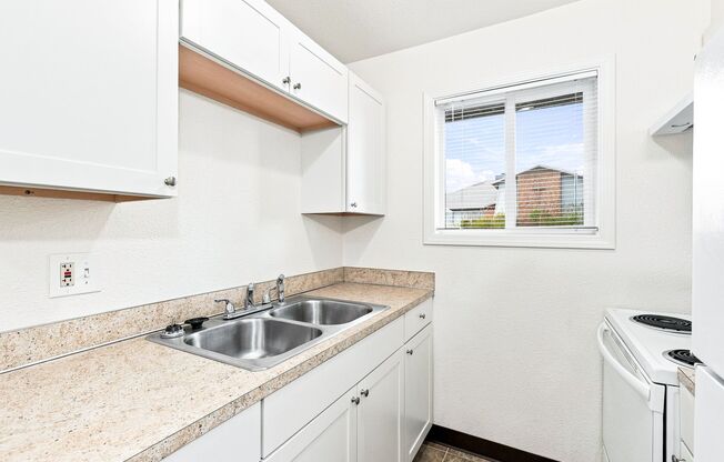 1 bed, 1 bath, 579 sqft, $950, Unit 2510-52