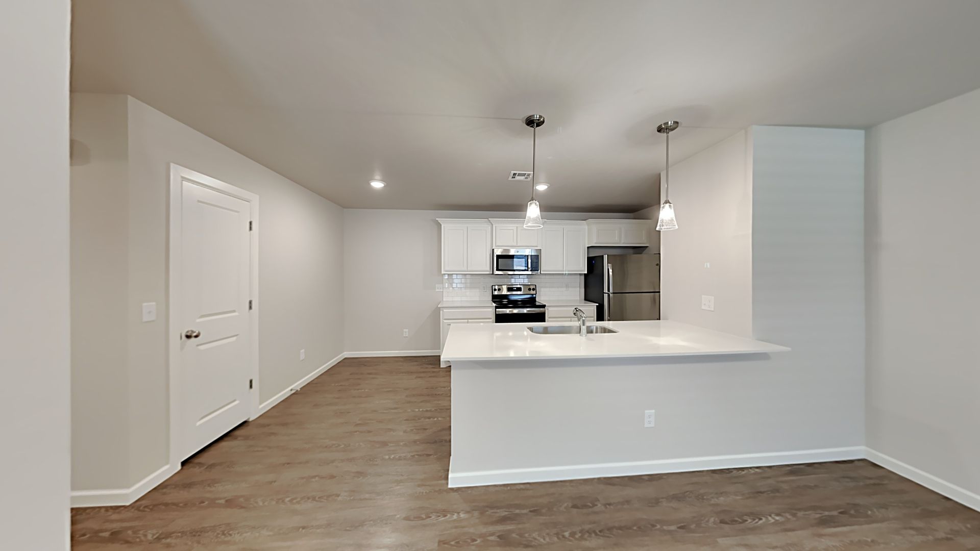 2 beds, 2 baths, $1,445