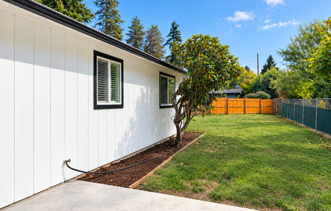 3 beds, 2 baths, $2,595