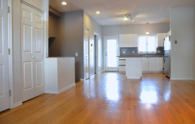 273 SUMNER ST