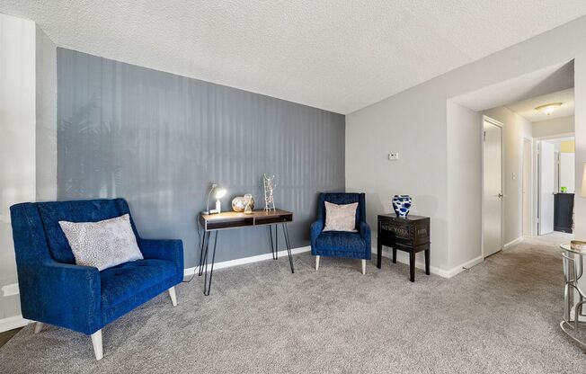 2 beds, 1 bath, 988 sqft, $1,199, Unit 545-201