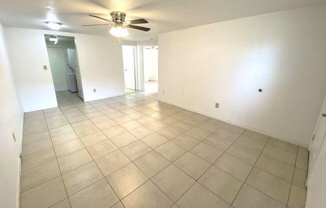 908 SW 6th Ave - Pet Friendly!