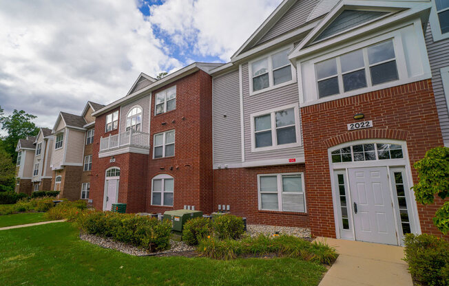 Quality Constructed Homes at Orchard Lakes Apartments, Toledo, 43615