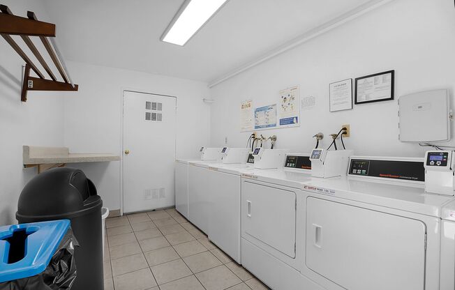 Studio, 1 bath, 395 sqft, $1,845, Unit 49-202