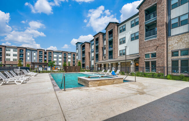 Palladium Oak Grove