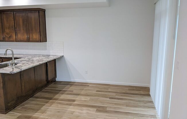 4 beds, 3.5 baths, 1,553 sqft, $2,495, Unit 2140