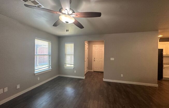 3 beds, 2 baths, $1,495