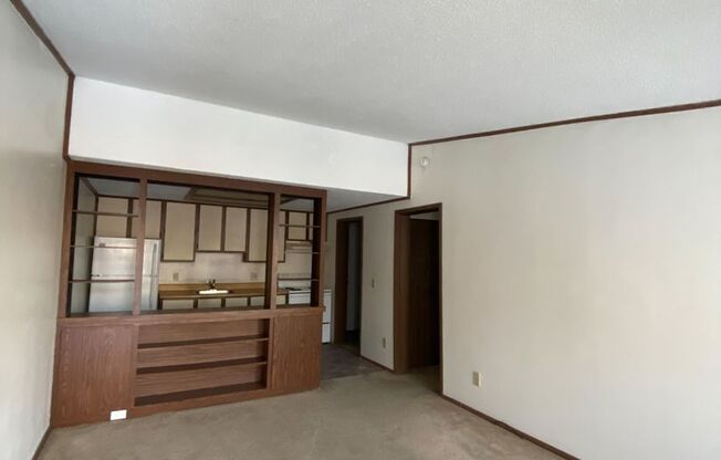 1 bed, 1 bath, 576 sqft, $675, Unit 279 (M-091)