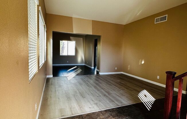 Providence!  Gorgeous 5 bedroom!