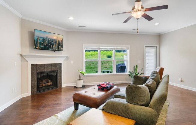 3-Bedroom Townhome Available Eary July!